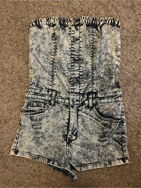 Women’s Blue & White Acid-Wash Denim One-Piece Strapless Romper